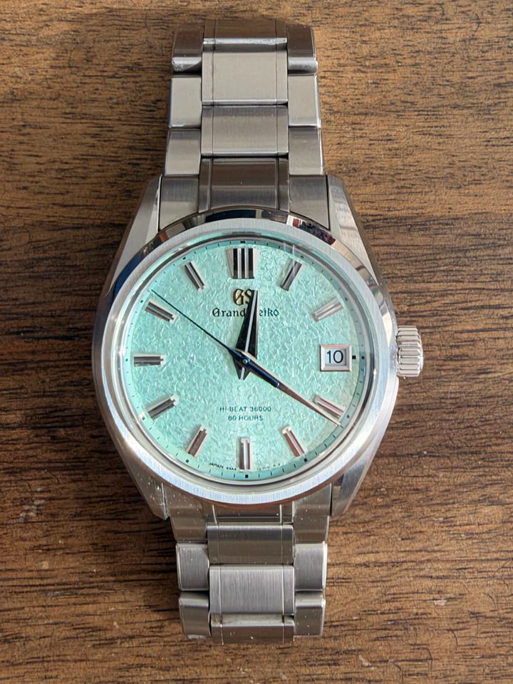 Grand Seiko Evolution 9 Collection SLGH021