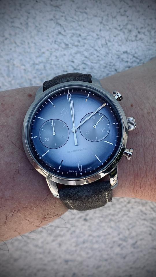 Glashütte Original Sixties 1-39-34-04-22-04