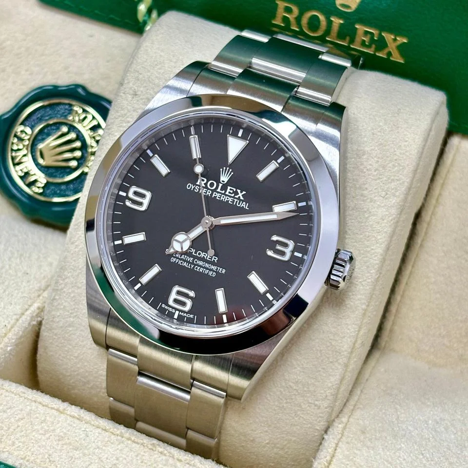 Rolex Explorer 214270