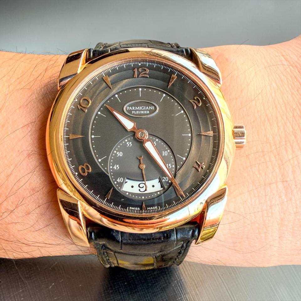 Parmigiani Fleurier Tonda PF012502-01