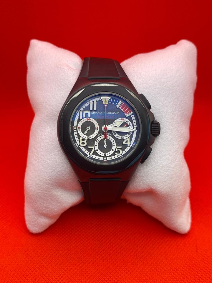 Girard Perregaux Laureato 80175
