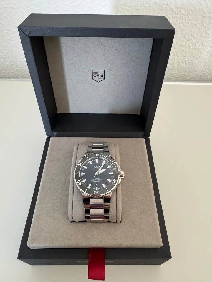 Oris Aquis 01 733 7730 4134-07 8 24 05PEB