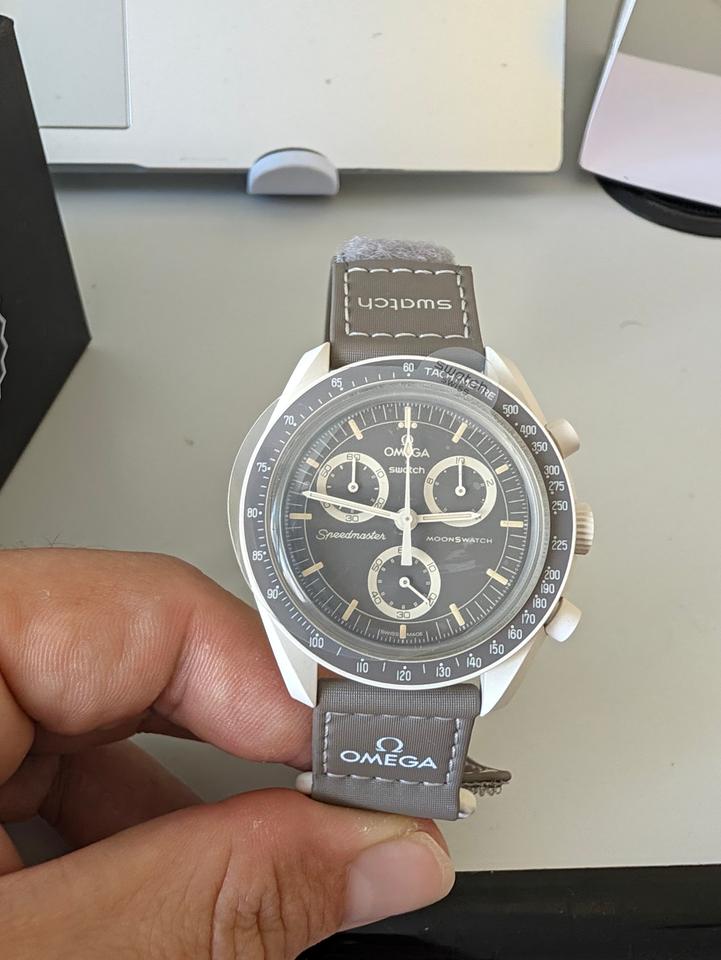 Swatch Moonswatch SO33T103