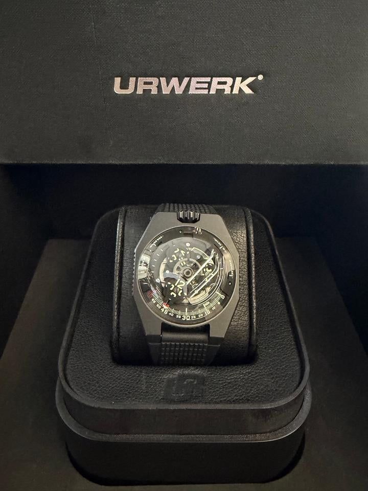 Urwerk UR-100