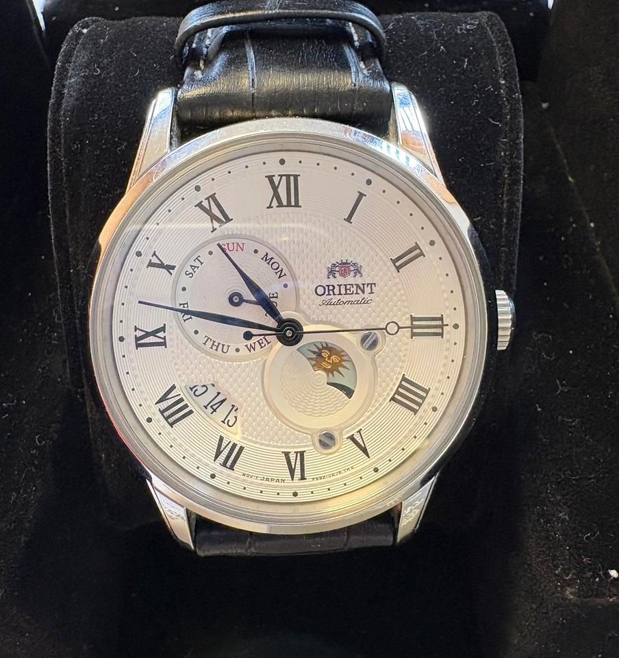 Orient Sun and Moon RA-AK0008S