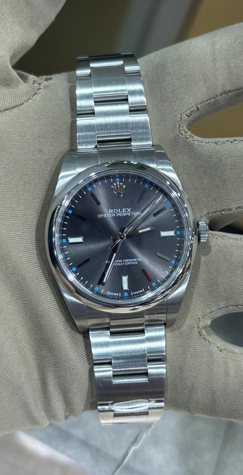 Rolex Oyster Perpetual 114300