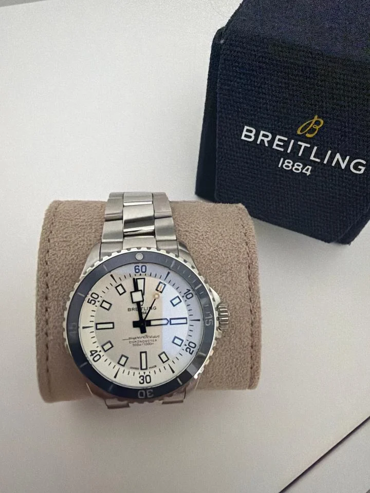 Breitling Superocean A17375E71C1A1