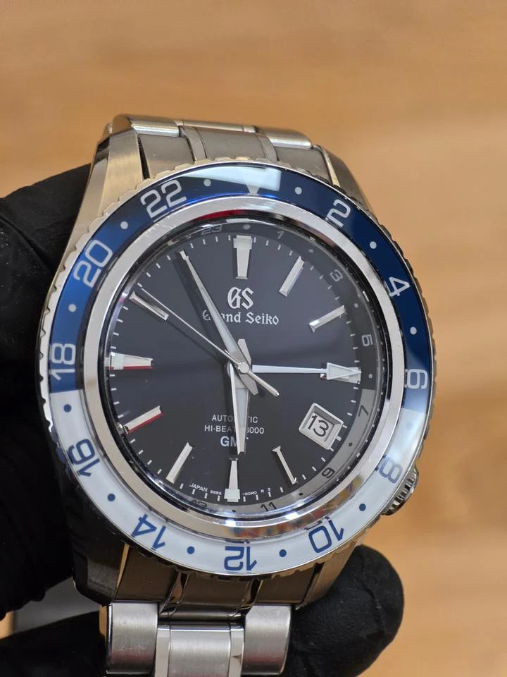 Grand Seiko Sport Collection SBGJ237