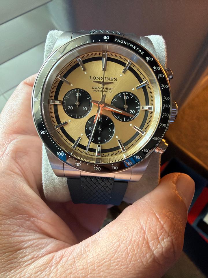 Longines Conquest L38354329