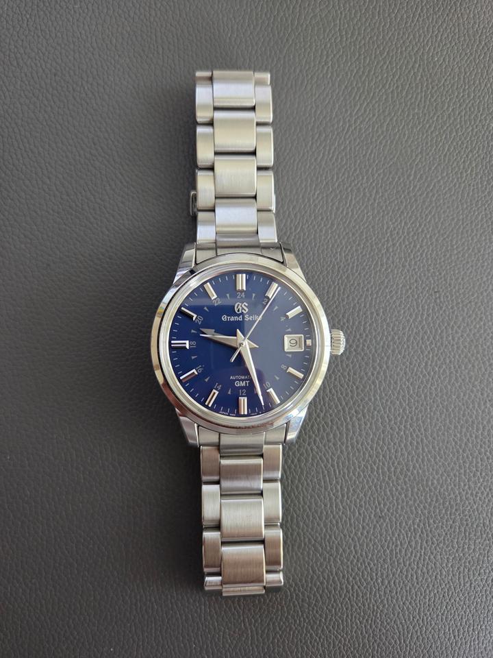 Grand Seiko Elegance Collection SBGM239