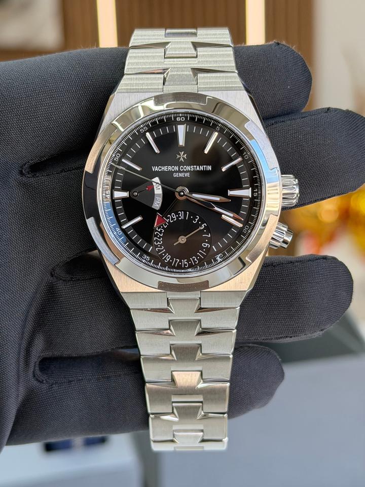 Vacheron Constantin Overseas 7920V/210A-B546