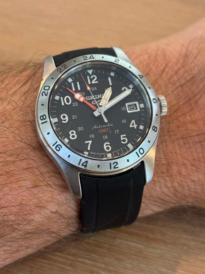 Seiko 5 Sports GMT