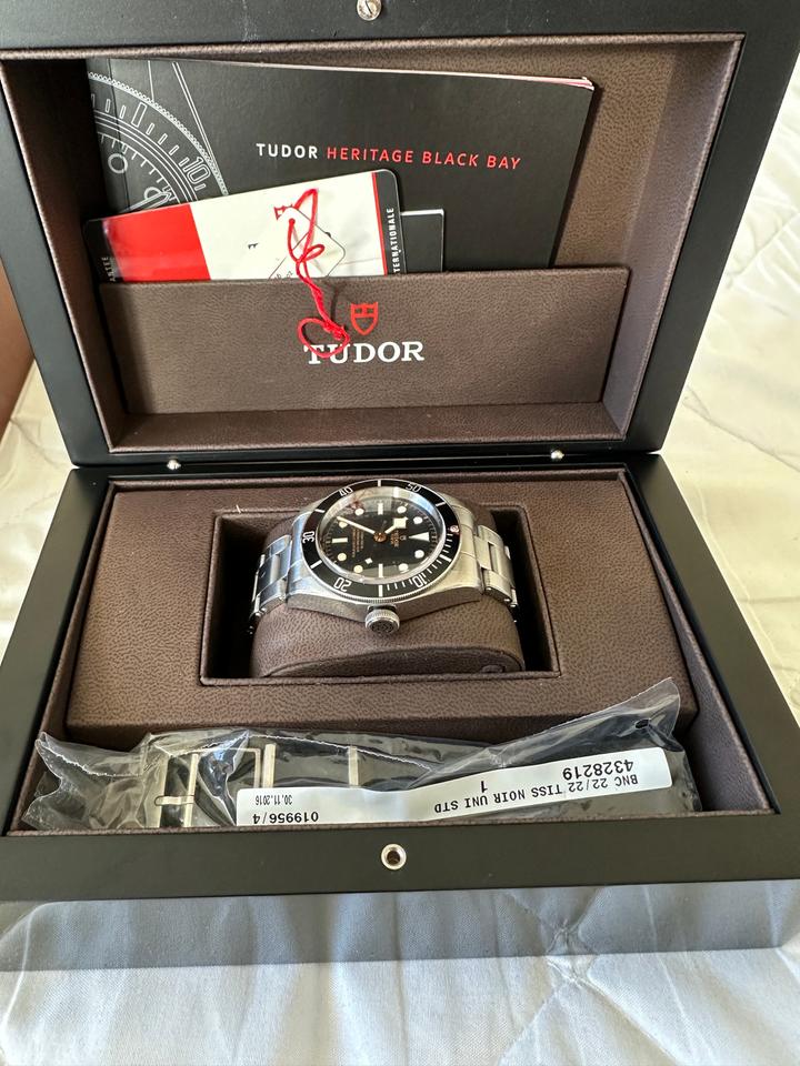 Tudor Black Bay 79230N