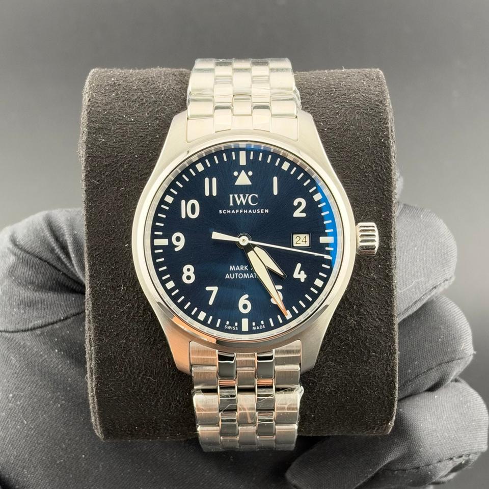 IWC Pilot Mark IW328204
