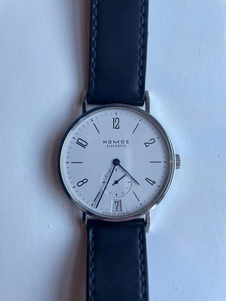 NOMOS Tangente 130