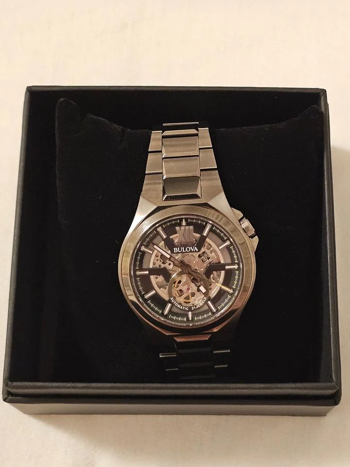 Bulova Classic 98A179