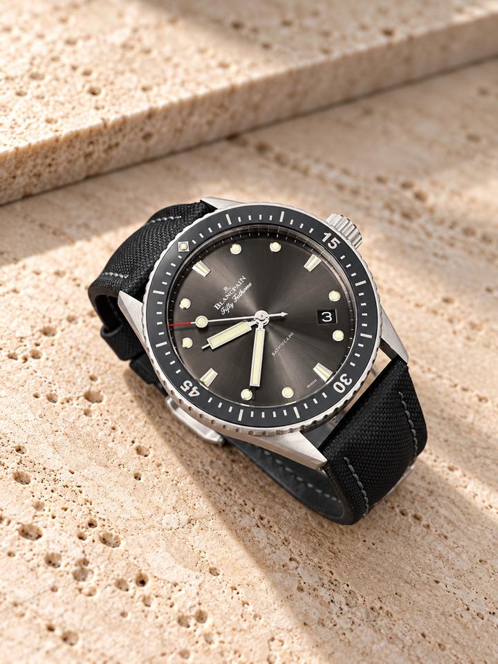 Blancpain Fifty Fathoms Bathyscaphe 5000-1110-b52a