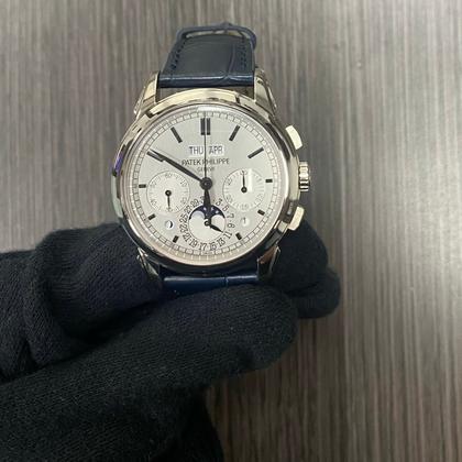 Patek Philippe Perpetual Calendar 5270G-001
