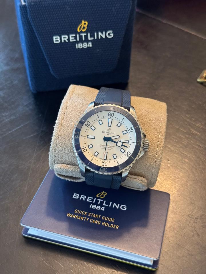 Breitling Superocean A17375E71G1S1