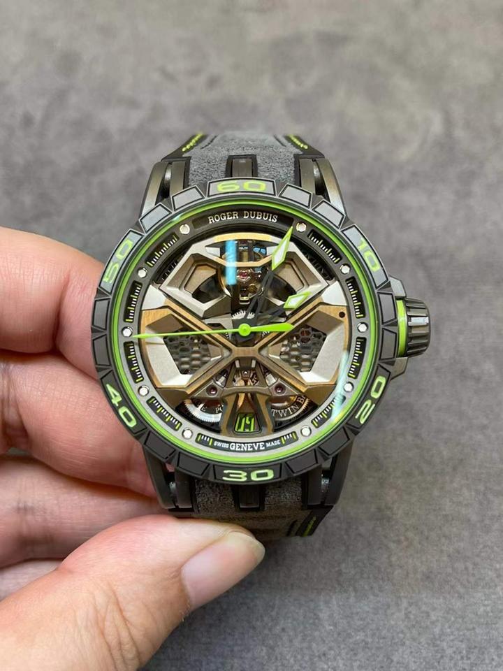 Roger Dubuis Excalibur RDDBEX0830