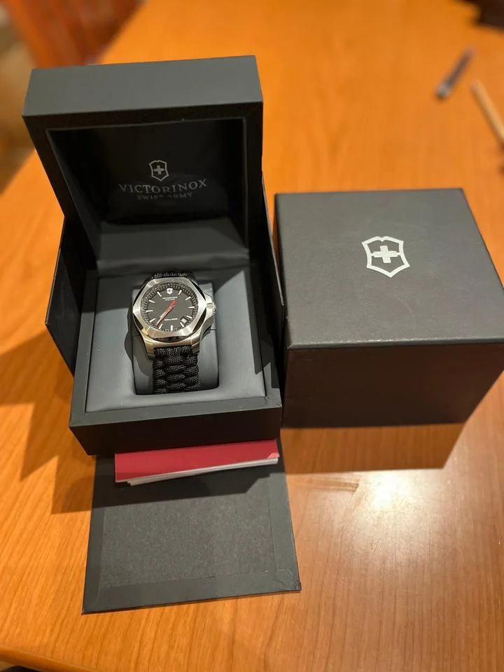 Victorinox Swiss Army I.N.O.X. 241726.1