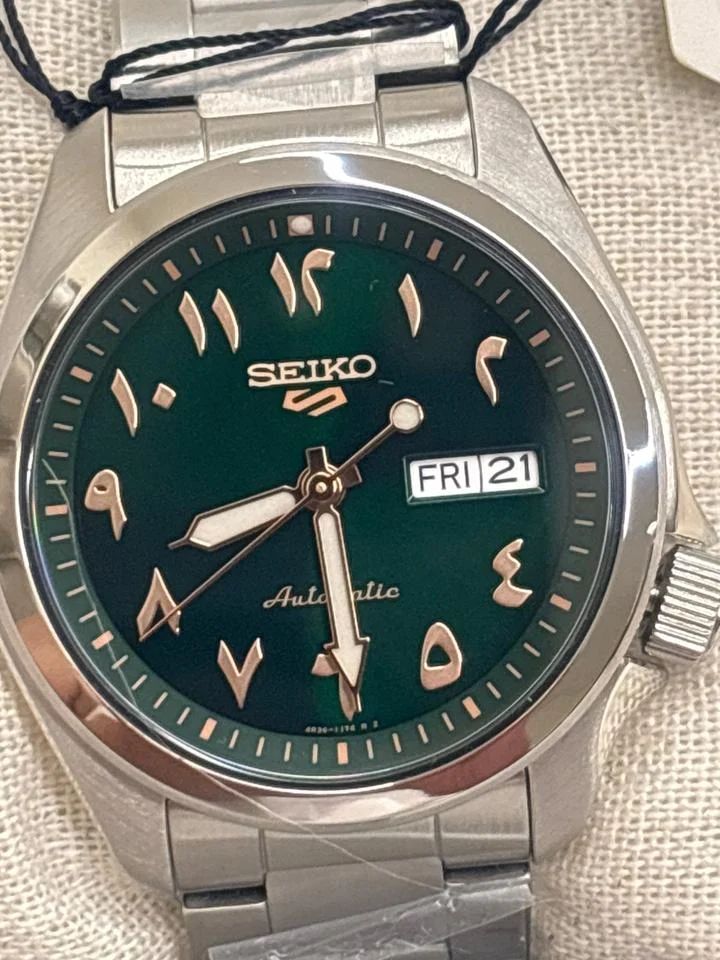 Seiko 5 Sports SRPH49K1