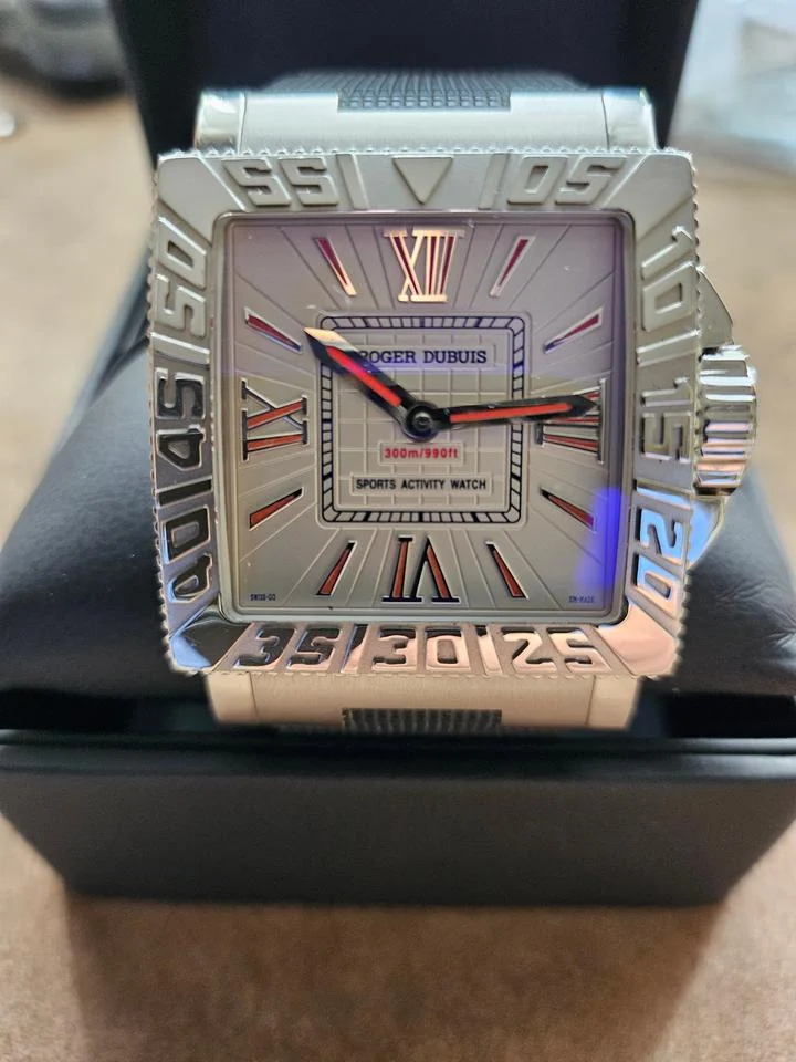 Roger Dubuis Easy Diver MS34 21 9 12.53