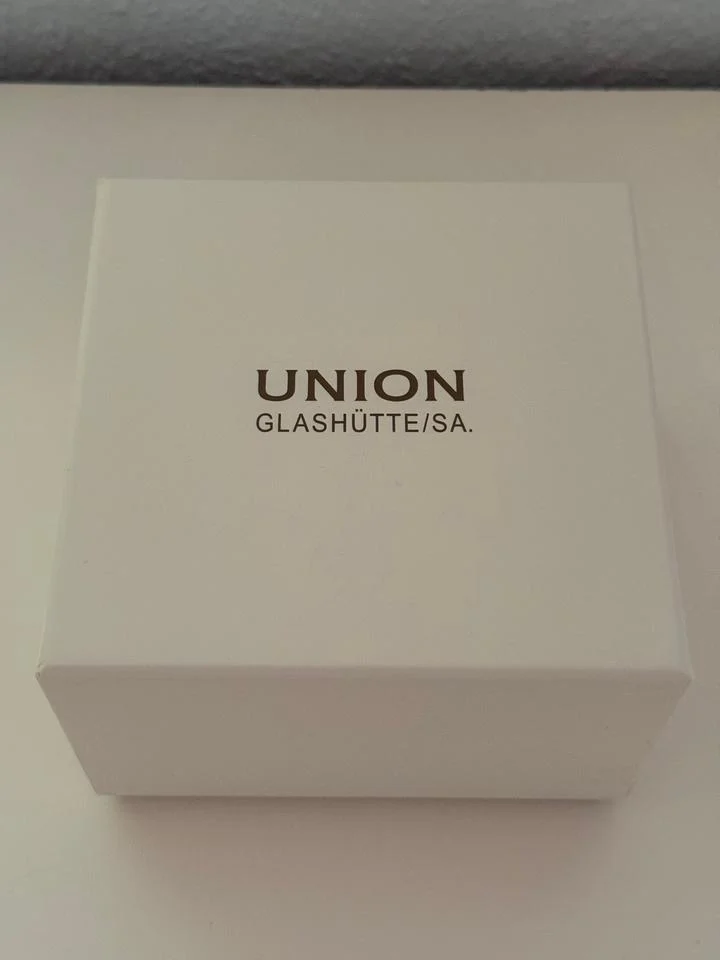 Union Glashütte Averin D015.525.16.051.00