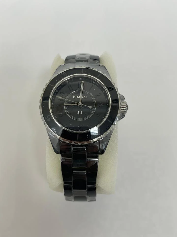 Chanel J12 H6346