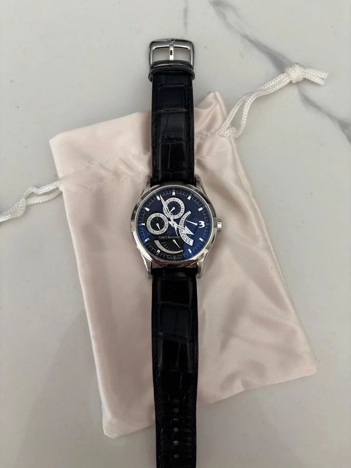Carl F. Bucherer Manero 00.10901.08.36.01