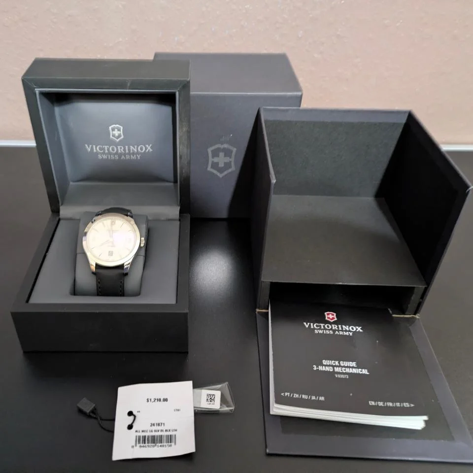 Victorinox Swiss Army Alliance 241871