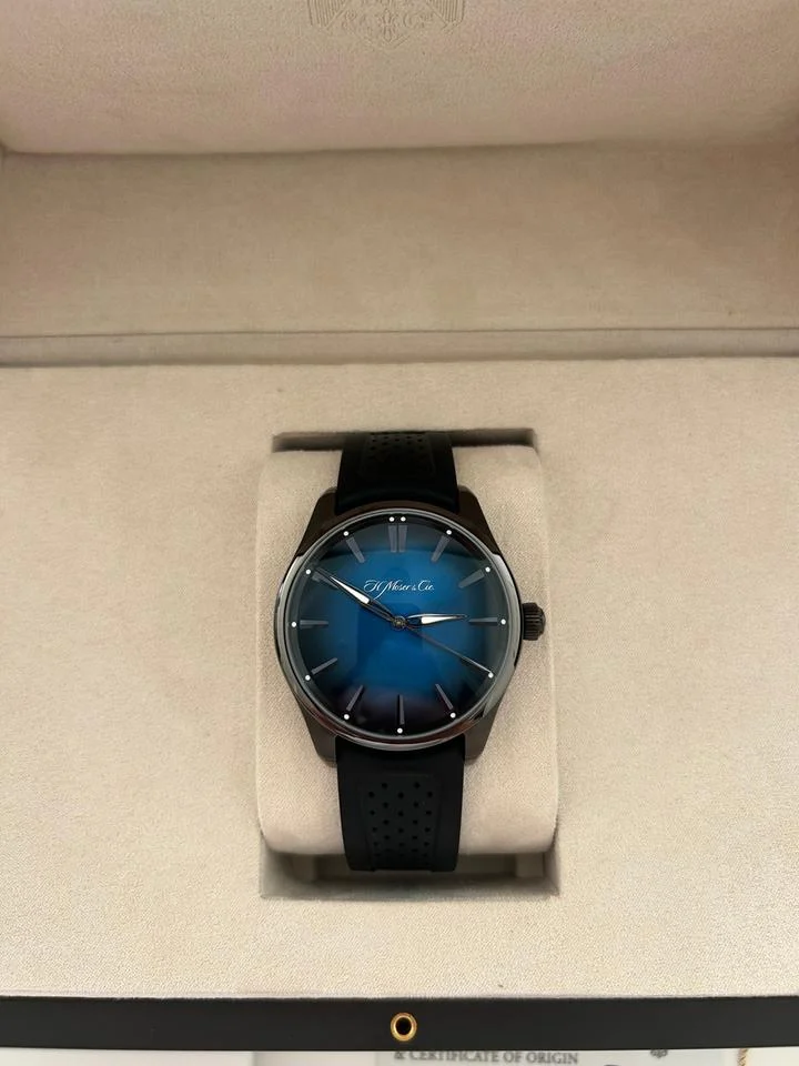 H.Moser & Cie. 3200-1205