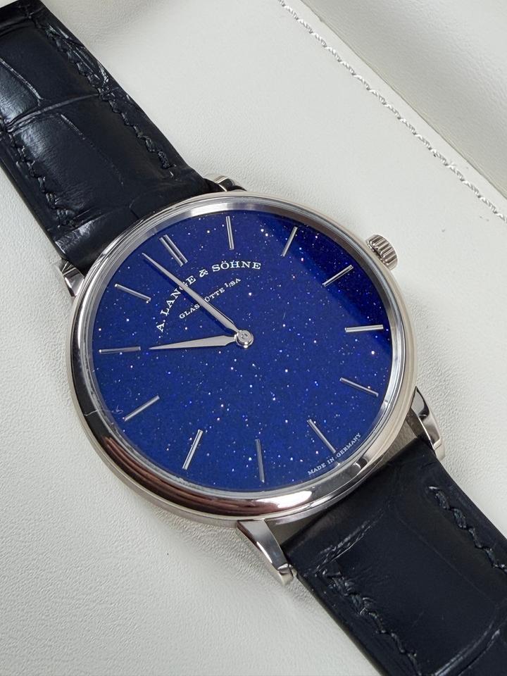 A. Lange & Söhne Saxonia 205.086