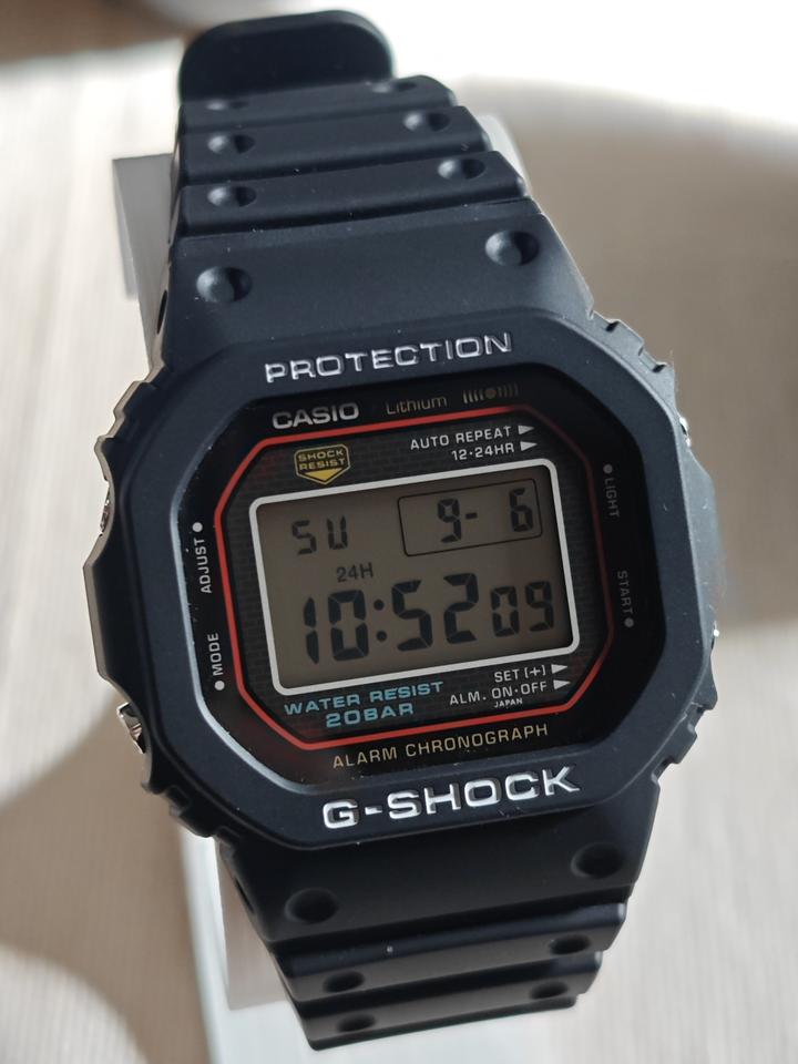 Casio G-Shock DW-5000R-1AER