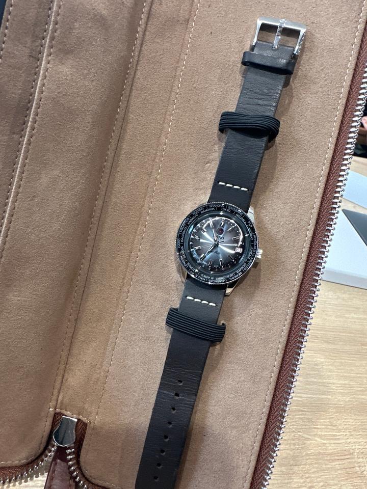 Rado HyperChrome Captain Cook R32116158