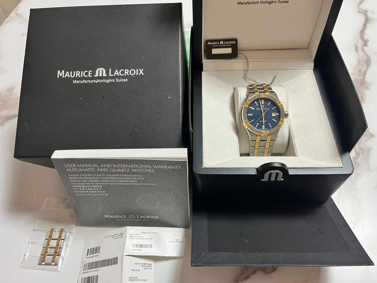 Maurice Lacroix AIKON AI6008-SY013-432-1