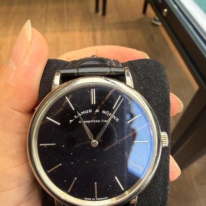 A. Lange & Söhne Saxonia 211.087
