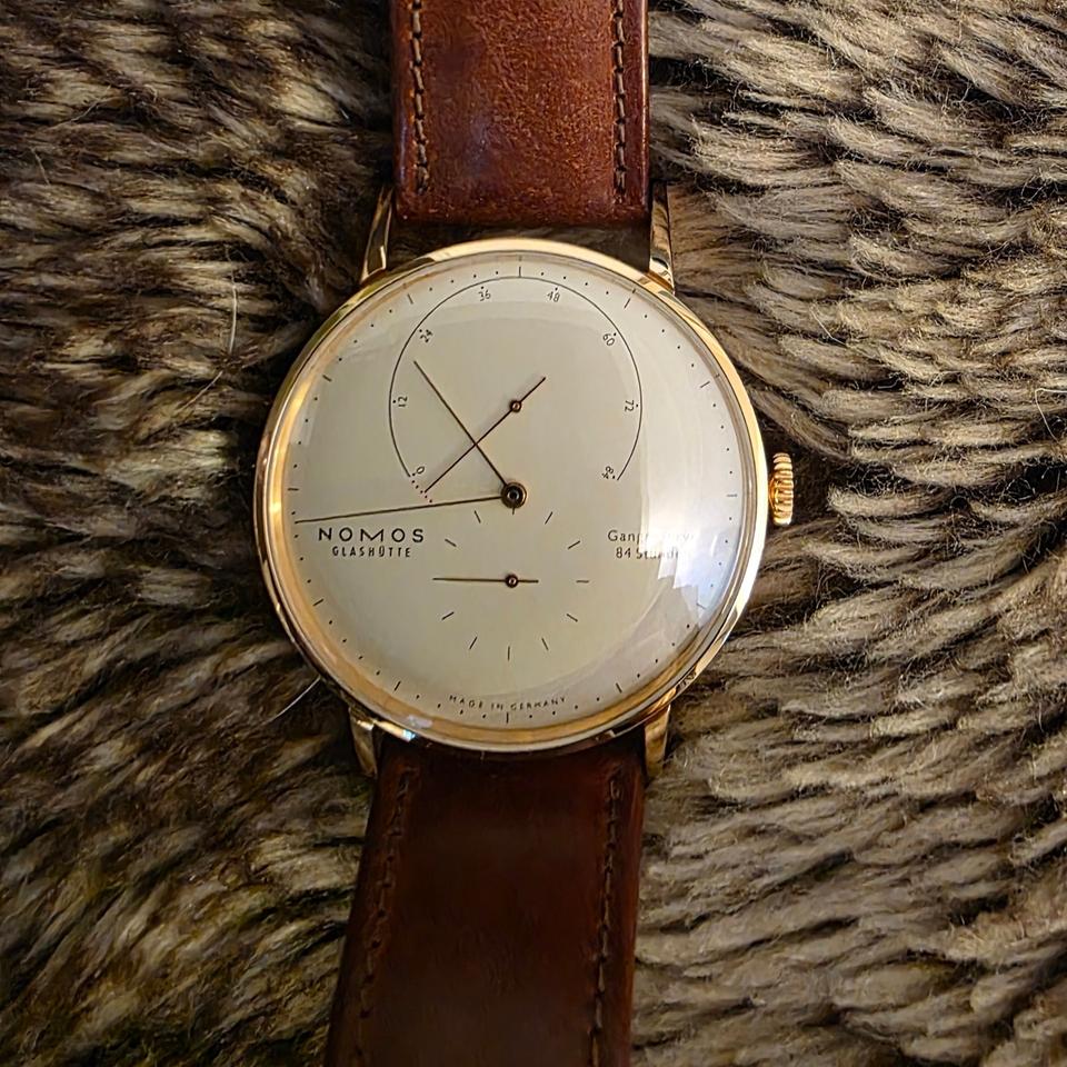NOMOS Lambda 930
