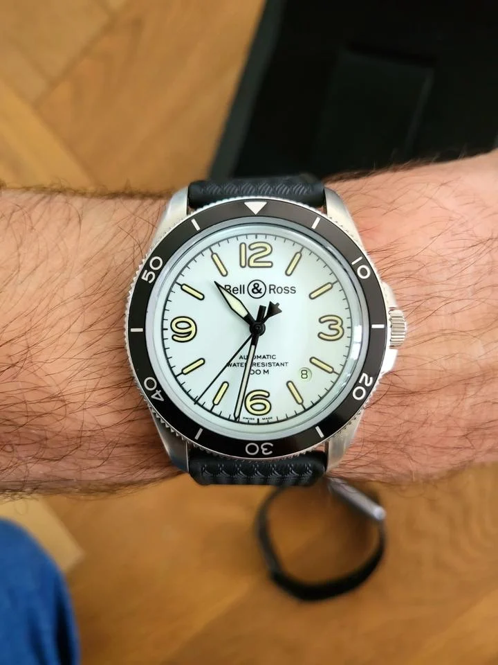 Bell & Ross BR V2 BRV292-LUM-ST/SRB