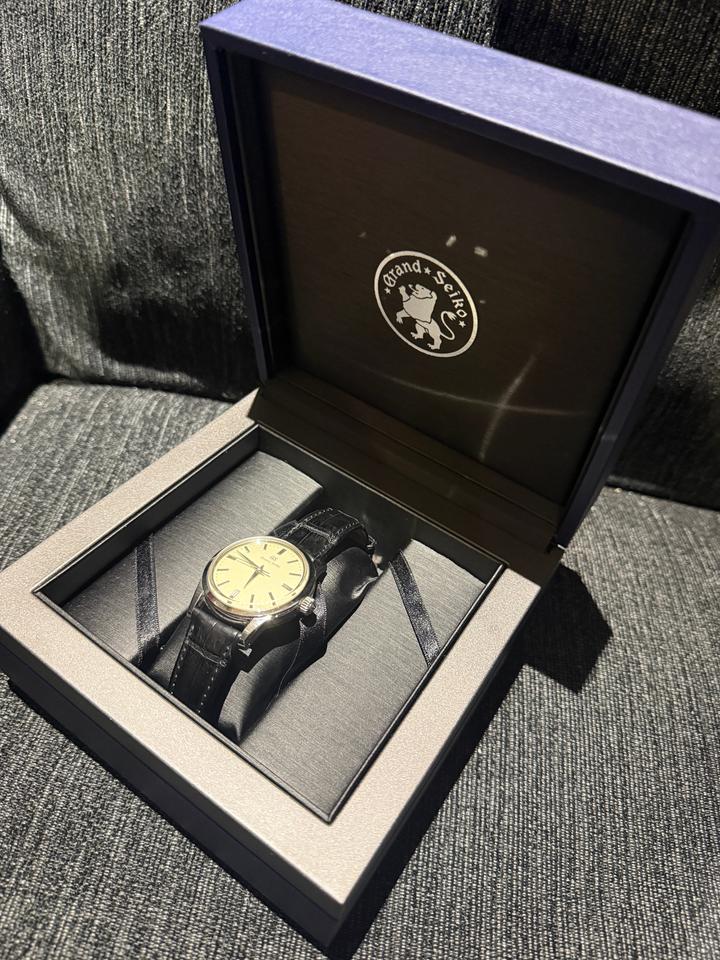 Grand Seiko Elegance Collection SBGW231