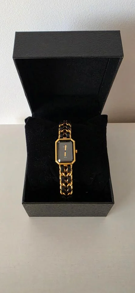 Chanel J12 H6418