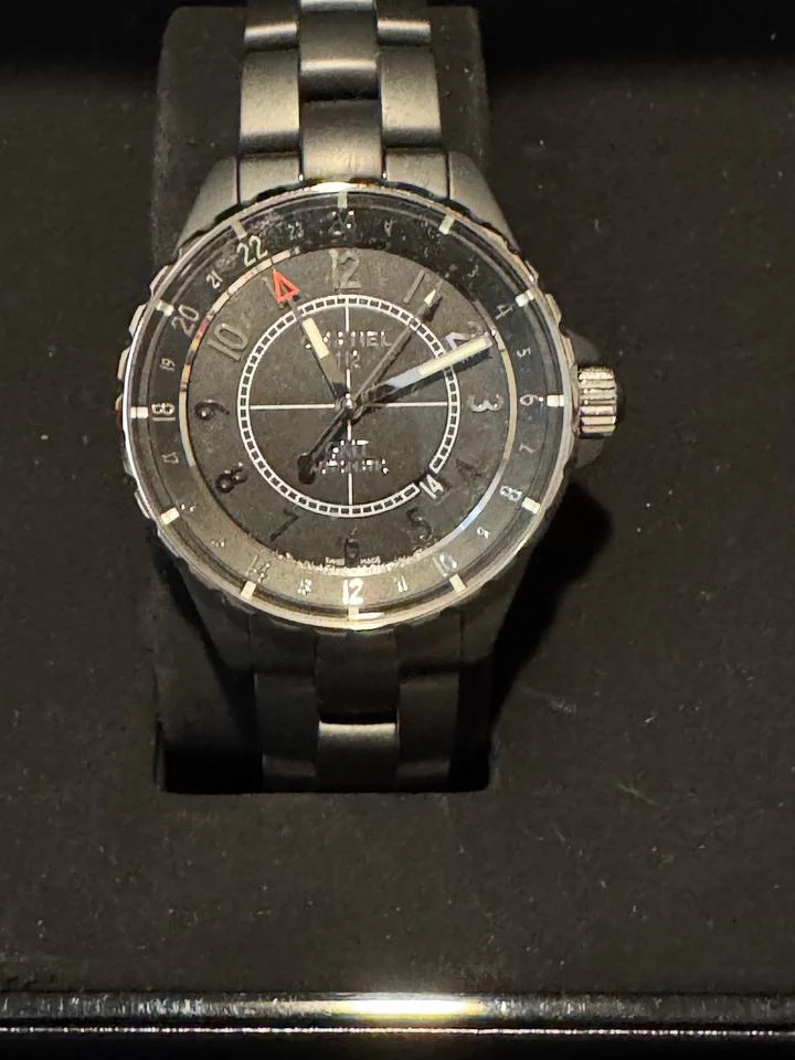 Chanel J12 H3102