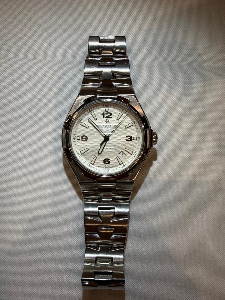 Vacheron Constantin Overseas 47040/B01A-9093