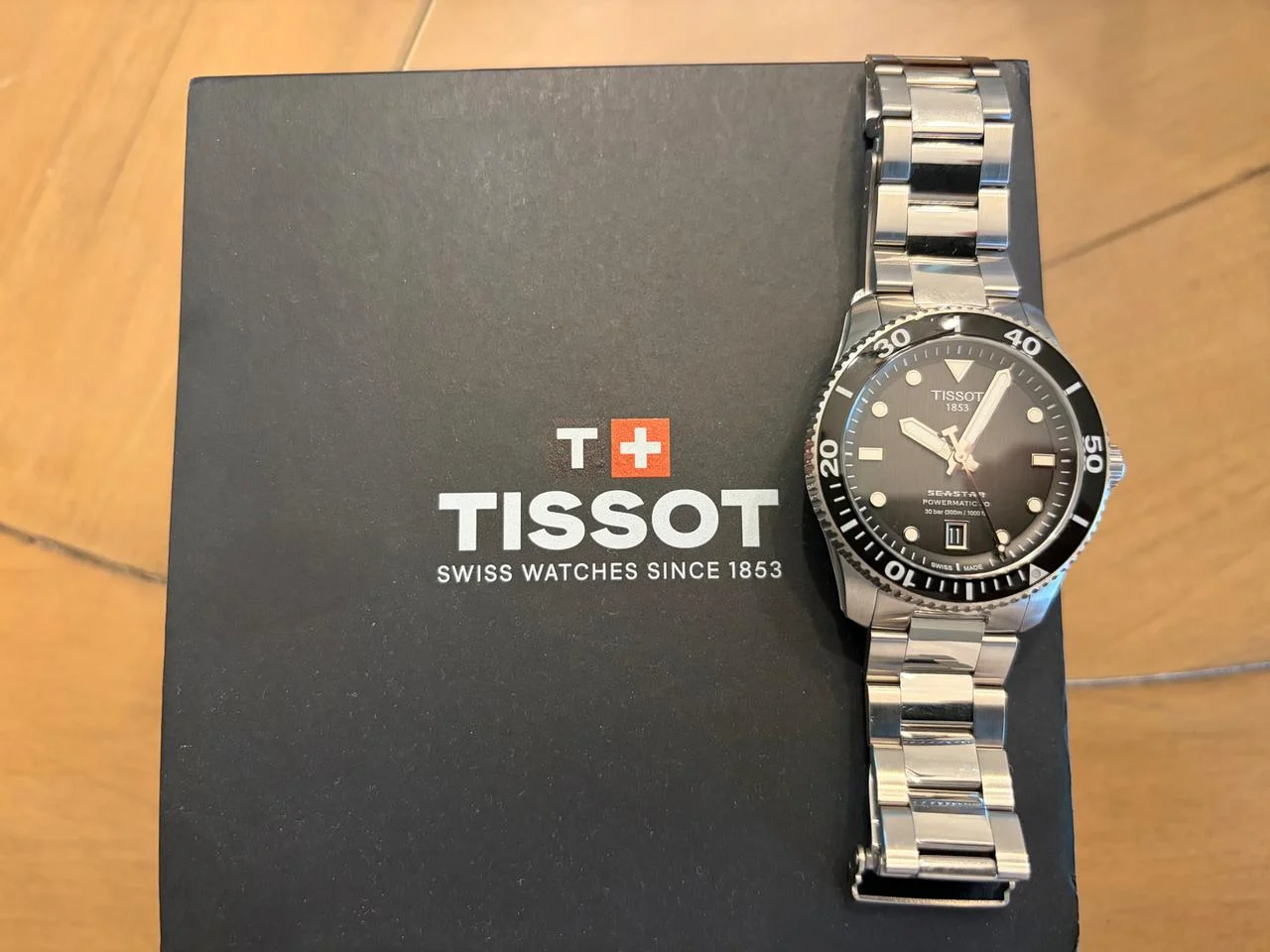 Tissot Seastar 1000 T1208071105100