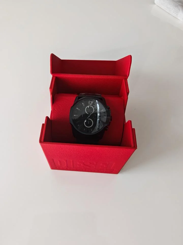 Diesel DZ4180