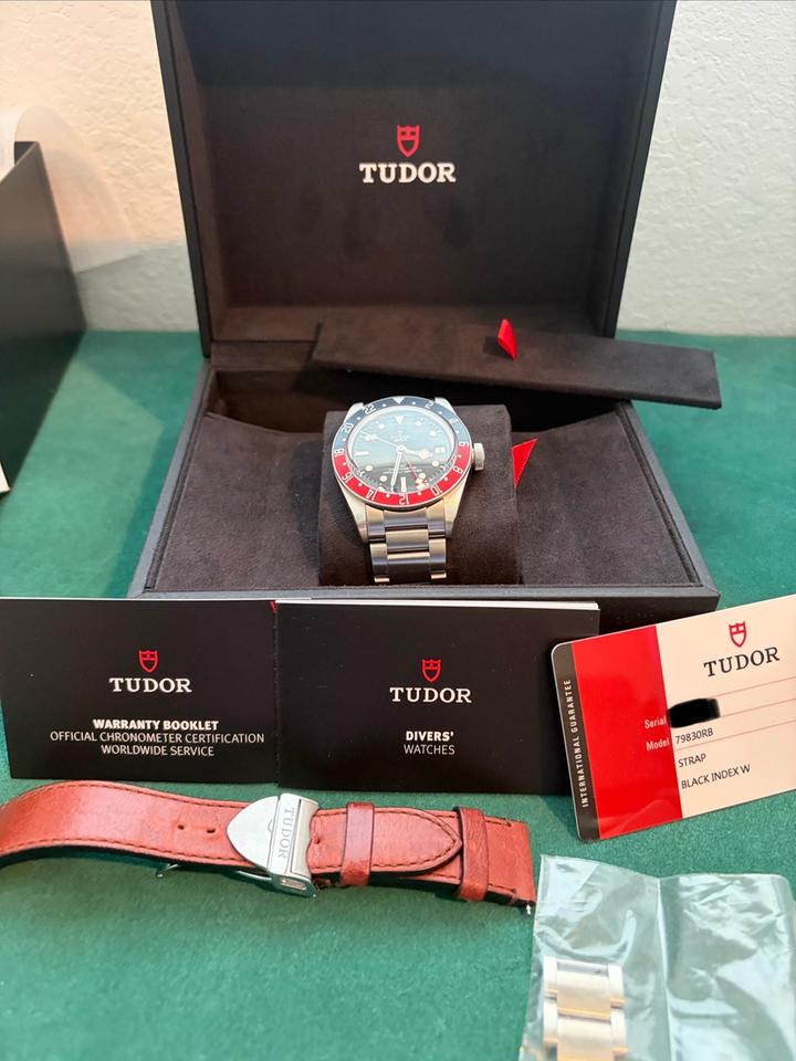 Tudor Black Bay 79830RB-0002