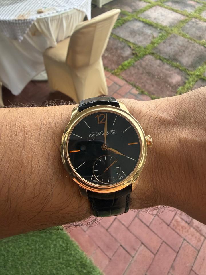 H.Moser & Cie. Endeavour 321.503-007