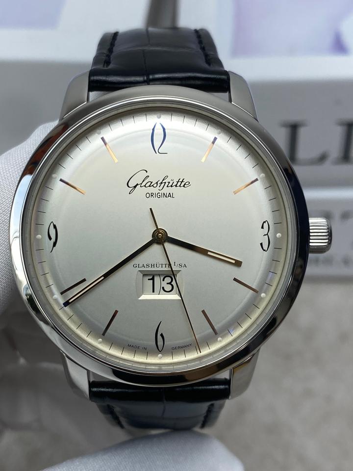 Glashütte Original Sixties 2-39-47-01-02-04