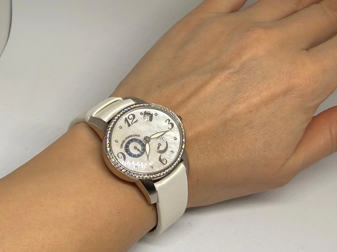 Girard Perregaux Cat's Eye 80481
