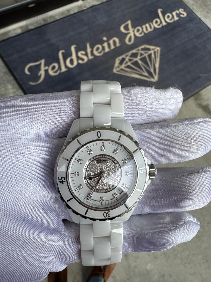 Chanel J12 H1759